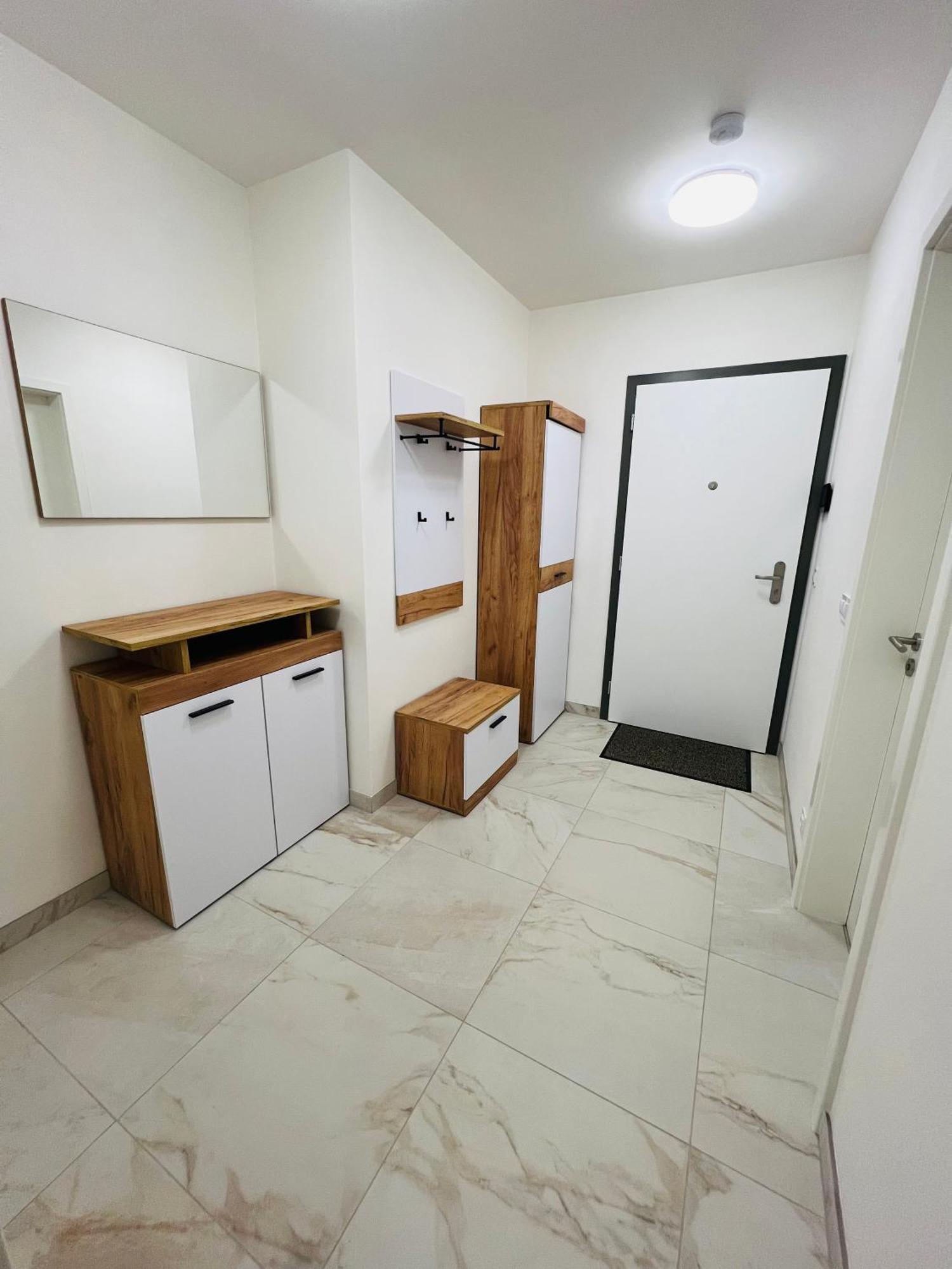 Nika Apartments Prague 5 — Photos 3